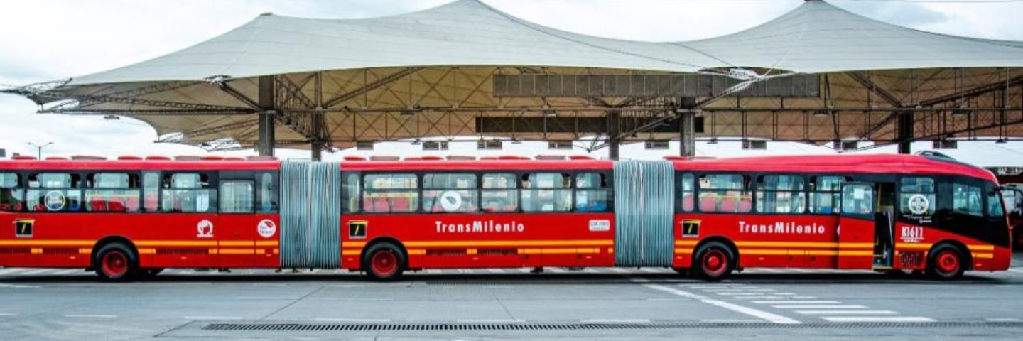 Desafíos de movilidad en Bogotá por cierre de estaciones de Transmilenio y obras del metro